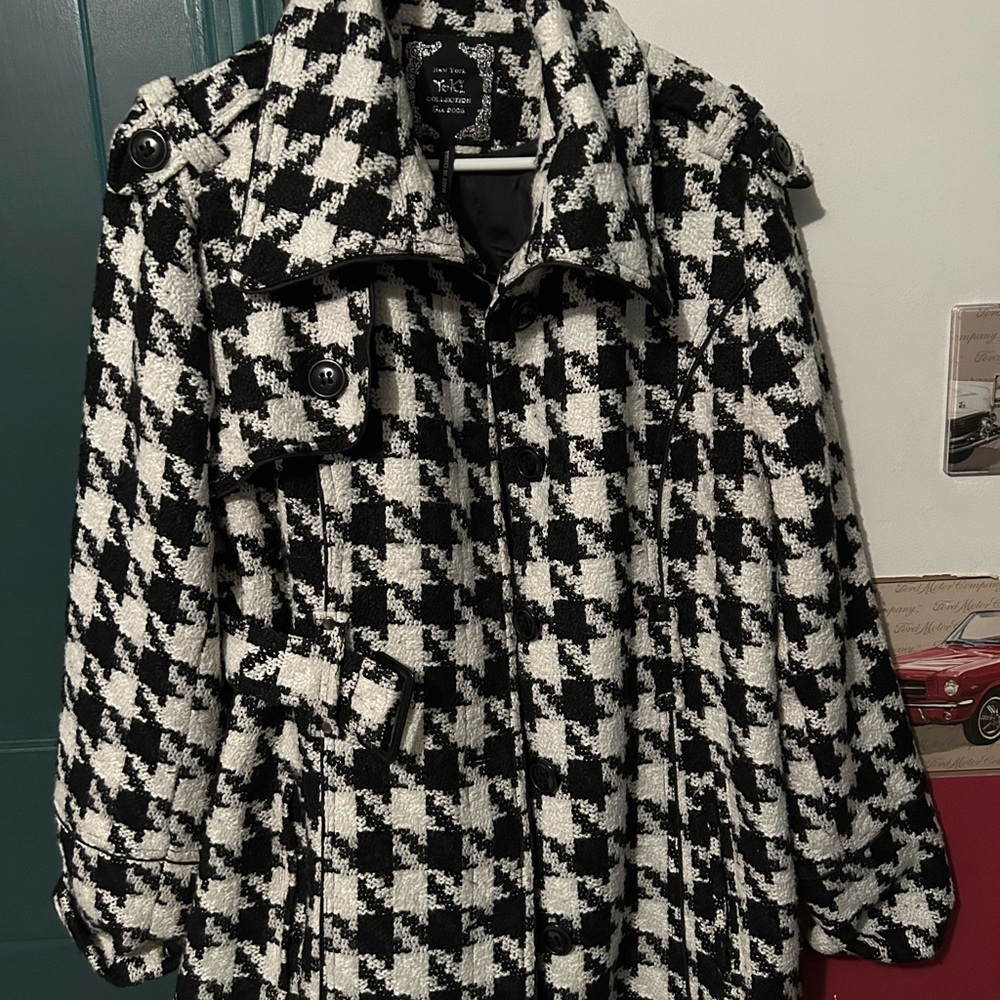 Yoki Black and White Pea Coat with Bold Houndstooth Pattern